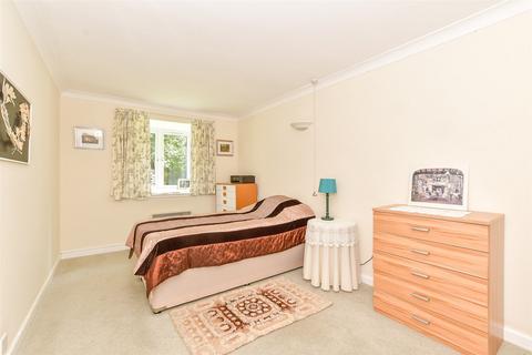 2 bedroom ground floor flat for sale, Woodbury Lane, Tenterden, Kent