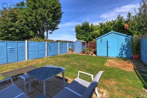 28 Cricketers Road, Arlesey, SG15 6SP
