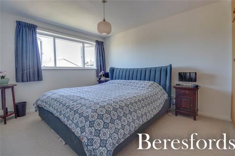 24 Tomlyns Close, Hutton, Brentwood, CM13 1PU