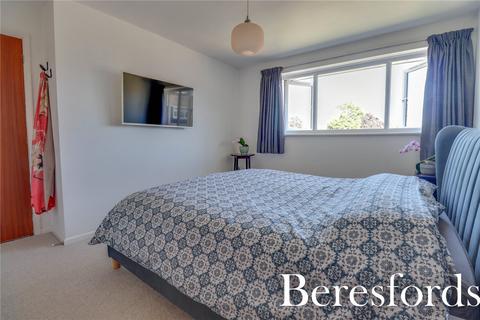 24 Tomlyns Close, Hutton, Brentwood, CM13 1PU