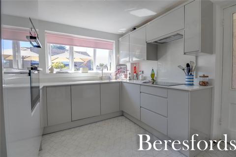24 Tomlyns Close, Hutton, Brentwood, CM13 1PU