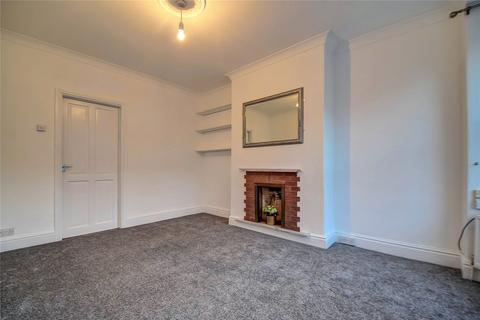 2 bedroom terraced house to rent, Wainfleet Avenue, Cottingham, East Yorkshire, HU16