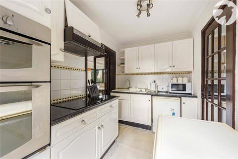23 Whitecroft, Swanley, BR8 7YH