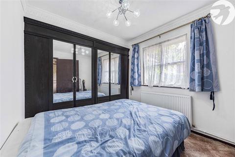 23 Whitecroft, Swanley, BR8 7YH