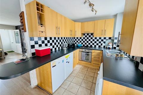 77 Shepherds Close, Romford, RM6 5AH