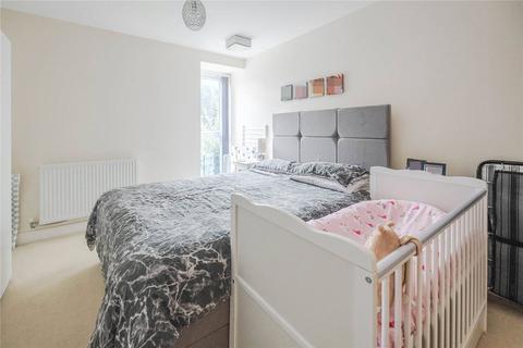 19 Holly Acre, Dunstable, LU5 4UF