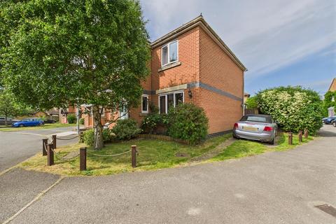14 Barrell Close, Frating, Colchester, CO7 7GD
