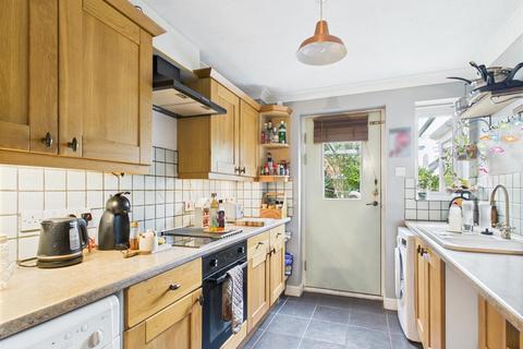 14 Barrell Close, Frating, Colchester, CO7 7GD