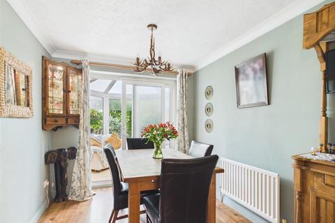 14 Barrell Close, Frating, Colchester, CO7 7GD