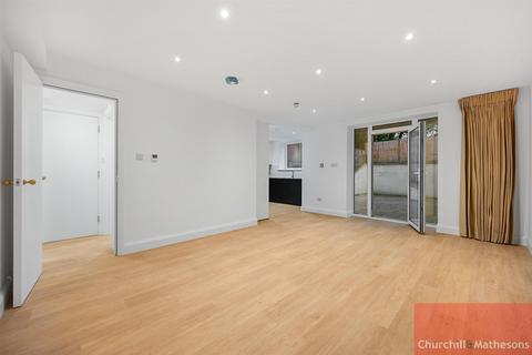 2 bedroom flat to rent, Cumberland Road, London, W3 6EX