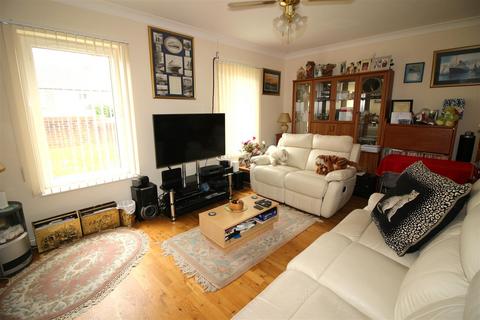 3 bedroom semi-detached house for sale, Carew Avenue, Plymouth