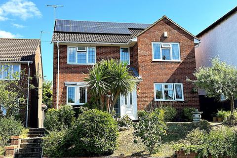 4 bedroom detached house for sale, Belswains Lane, Hemel Hempstead HP3