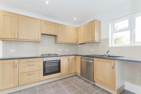 3 bedroom end of terrace house for sale, Lower Station Road, Crayford