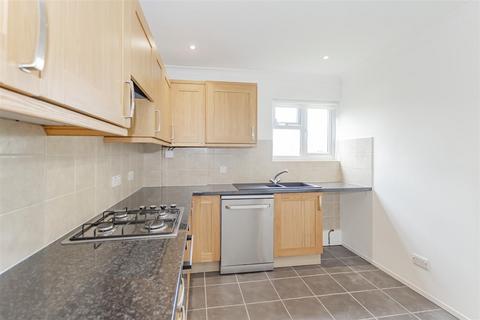 3 bedroom end of terrace house for sale, Lower Station Road, Crayford