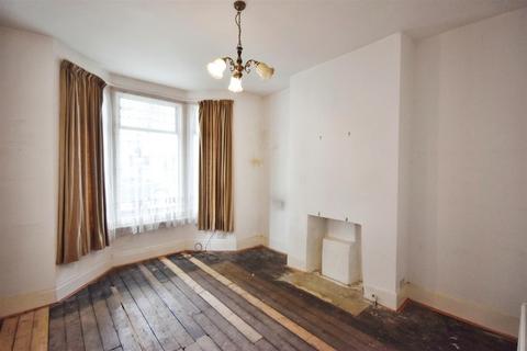 2 bedroom flat for sale, Cranbrook Road, Chiswick