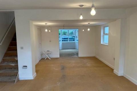 Office to rent, High Street, Waterbeach, Cambridge