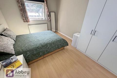 1 bedroom flat for sale, Gilmorton Close, Leicester