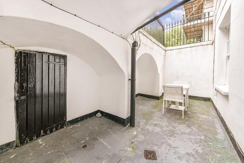 2 bedroom flat for sale, Aylesford Street, London, SW1V