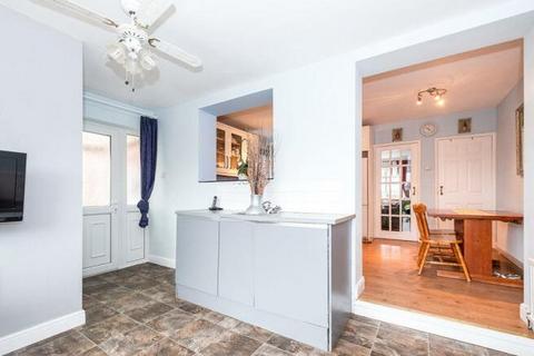 3 bedroom semi-detached house for sale, Windsor Walk, Sheffield S25