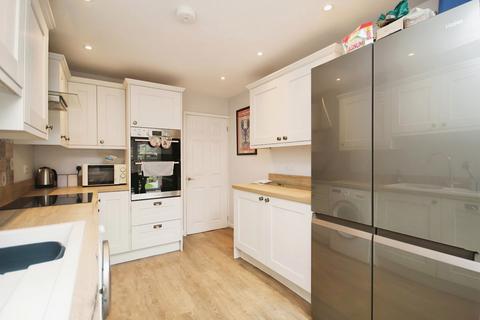 15 Yew Tree Close, Garstang, Preston, PR3 1EQ