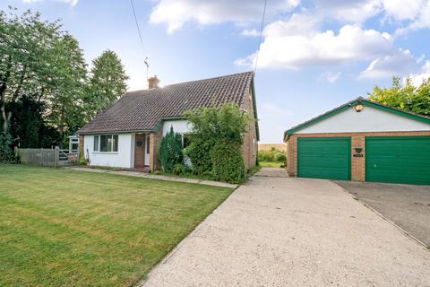 3 bedroom bungalow for sale, Linton Road, Cambridge CB21