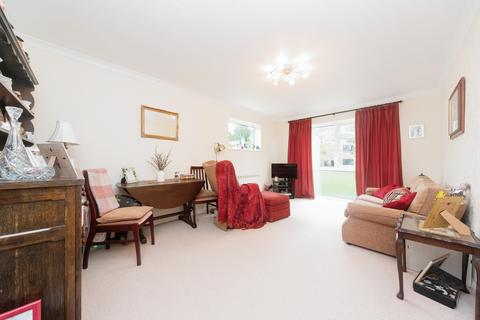 1 bedroom flat for sale, Worcester Road, Sutton SM2