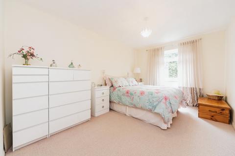 1 bedroom flat for sale, Worcester Road, Sutton SM2