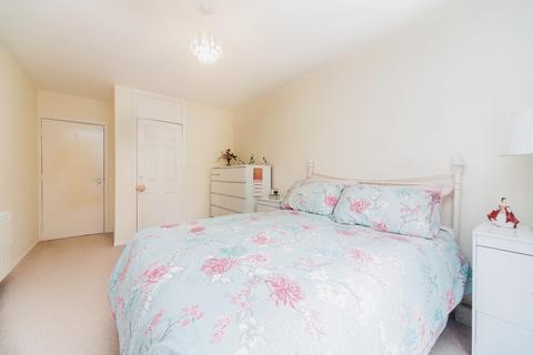 1 bedroom flat for sale, Worcester Road, Sutton SM2