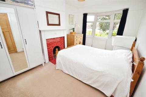206 Powder Mill Lane, Twickenham, TW2 6EJ