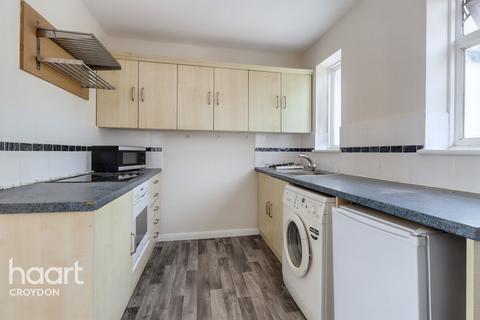 1 bedroom maisonette for sale, High Street, Caterham