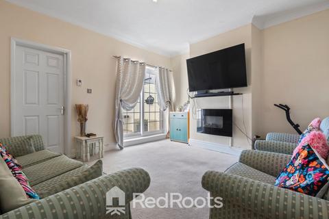 17 Almholme Lane, Arksey, Doncaster, DN5 0TL