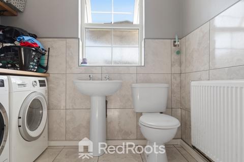 17 Almholme Lane, Arksey, Doncaster, DN5 0TL