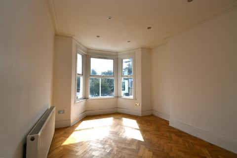2 bedroom flat to rent, Northbrook Road, Ilford, IG1