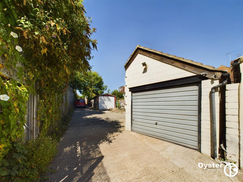 Rear Garage