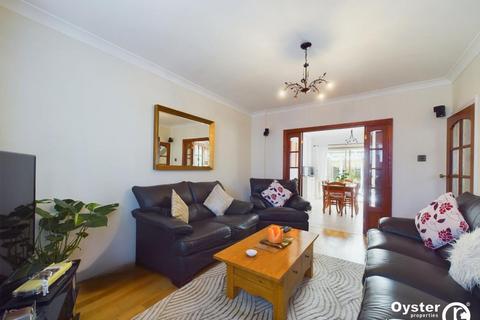 3 bedroom terraced house for sale, Shakespeare Avenue, London, N11