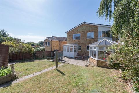 4 bedroom detached house for sale, 39 Woodthorpe Road, Hadleigh