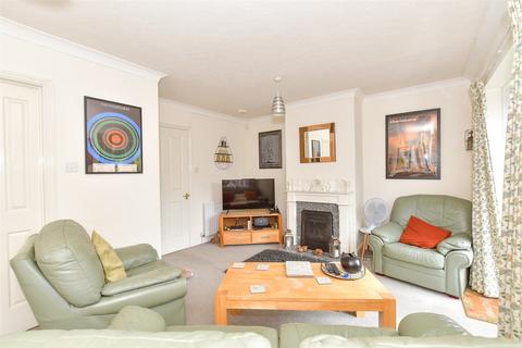 3 bedroom end of terrace house for sale, Peter Weston Place, Chichester, West Sussex