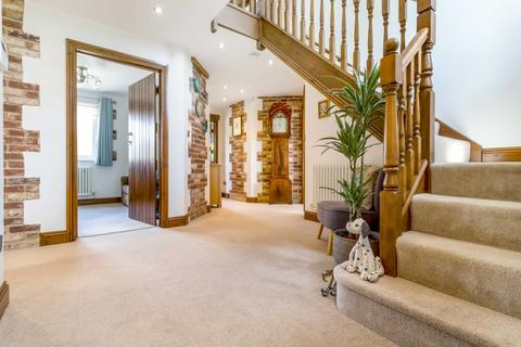 5 bedroom detached house for sale, Greenhill, Royal Wootton Bassett