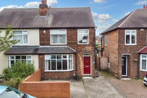 3 bedroom semi-detached house for sale, West Avenue, Stapleford