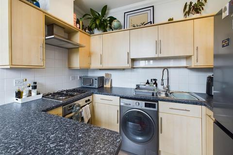 1 bedroom flat for sale, Market Place, St Columb Major TR9