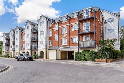 1 bedroom flat for sale, Bradford Street, Tonbridge, Kent