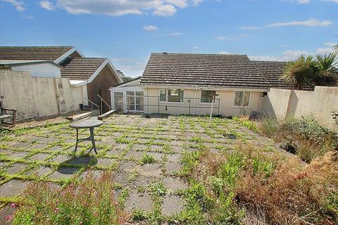 2 bedroom semi-detached bungalow for sale, 35 Glenview Avenue, Llanion Park