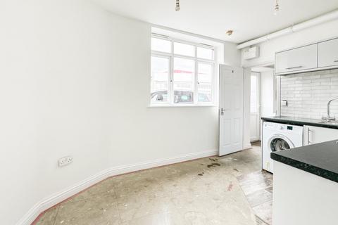 1 bedroom flat for sale, Victoria Road, St. Philips, Bristol, BS2