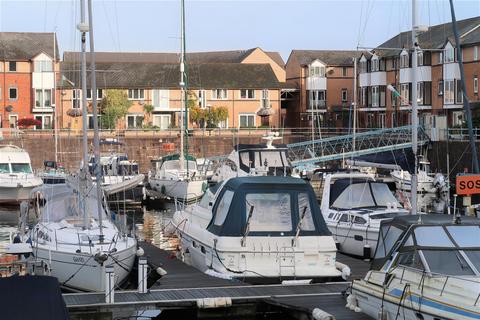 3 bedroom end of terrace house to rent, Plas Taliesin, Penarth Marina