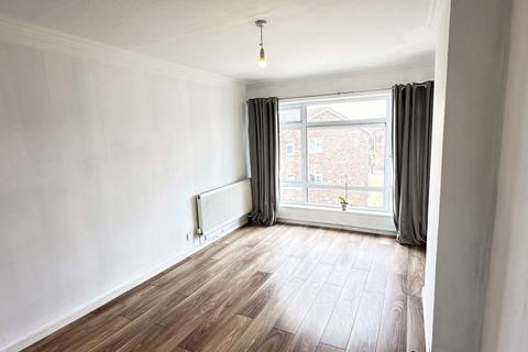 35c Erith Road, Belvedere, DA17 6HE