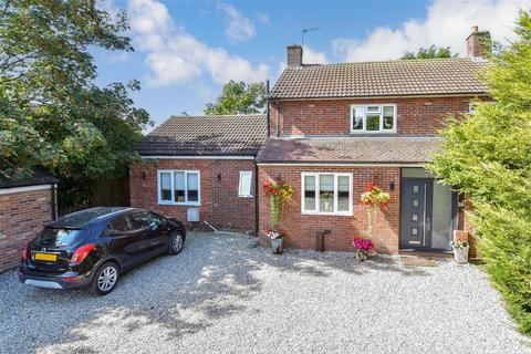 4 bedroom detached house for sale, Orgarswick Avenue, Dymchurch, Kent