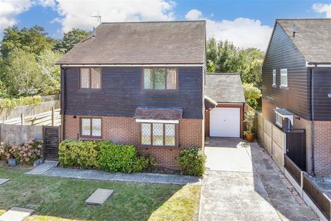 63 Copperfields, Lydd, Romney Marsh, TN29 9UU