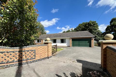 3 bedroom detached bungalow for sale, Richmond