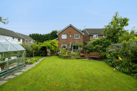 4 bedroom detached house for sale, Kentmere Road, Altrincham WA15