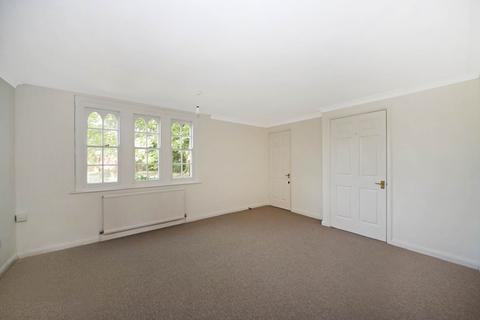 2 bedroom apartment for sale, Burnhams Field, Weston Turville